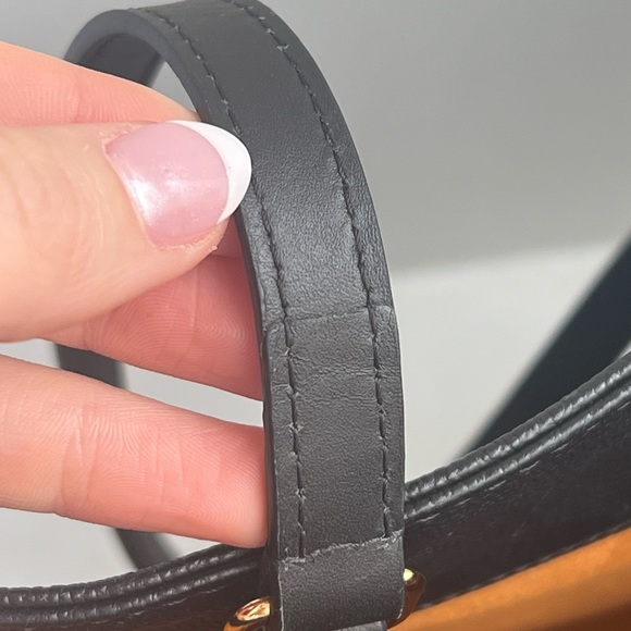 Louis Vuitton Empreinte Monogram On the Go - Picture 9 of 12